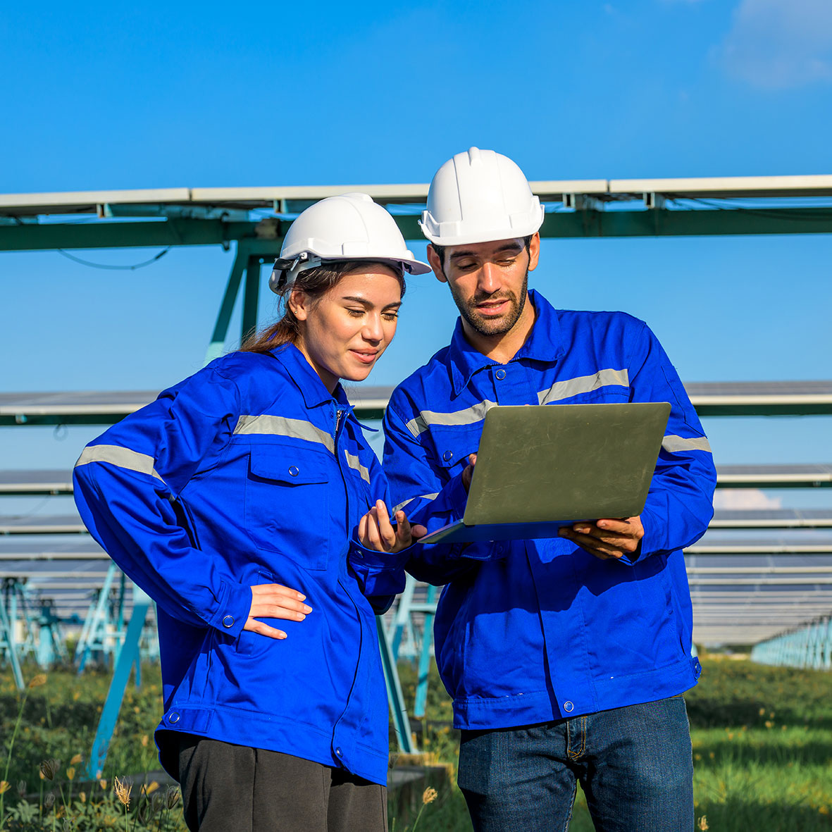 web-workers-installing-solar-panels-engineer-team-at-2023-03-07-22-40-01-utc
